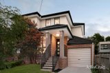 https://images.listonce.com.au/custom/160x/listings/13-ivanhoe-street-glen-waverley-vic-3150/161/01989161_img_01.jpg?hZZBYLobUew