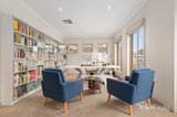 https://images.listonce.com.au/custom/160x/listings/13-jacaranda-drive-diamond-creek-vic-3089/104/01810104_img_08.jpg?7SudHj71HIk
