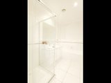 https://images.listonce.com.au/custom/160x/listings/13-kingswood-rise-box-hill-south-vic-3128/616/01684616_img_07.jpg?cwnE9wqkON0