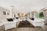 https://images.listonce.com.au/custom/160x/listings/13-lempriere-close-templestowe-vic-3106/641/01859641_img_05.jpg?YopurkspOsU