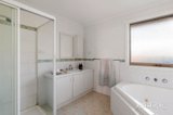 https://images.listonce.com.au/custom/160x/listings/13-liat-way-greensborough-vic-3088/983/01825983_img_14.jpg?Yt_8QASbyuE