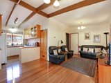 https://images.listonce.com.au/custom/160x/listings/13-lilian-parade-ringwood-vic-3134/358/01525358_img_02.jpg?sGErhVshxWo