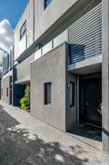https://images.listonce.com.au/custom/160x/listings/13-lomandra-walkway-brunswick-east-vic-3057/039/01721039_img_07.jpg?KYdohvifTU0