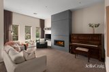 https://images.listonce.com.au/custom/160x/listings/13-luscombe-drive-diamond-creek-vic-3089/210/01916210_img_03.jpg?qMQOO8J-SmM