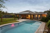 https://images.listonce.com.au/custom/160x/listings/13-luscombe-drive-diamond-creek-vic-3089/210/01916210_img_22.jpg?la9wZE6O9tI