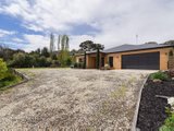 https://images.listonce.com.au/custom/160x/listings/13-main-road-campbells-creek-vic-3451/371/00616371_img_01.jpg?JfRNg1-UloY