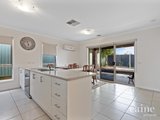 https://images.listonce.com.au/custom/160x/listings/13-malcolm-court-brown-hill-vic-3350/655/01576655_img_01.jpg?RXDJxPmdfFw