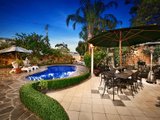https://images.listonce.com.au/custom/160x/listings/13-mcshane-street-balwyn-north-vic-3104/735/01684735_img_10.jpg?GPkLWXTU820