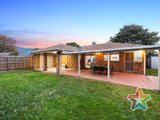 https://images.listonce.com.au/custom/160x/listings/13-mersey-road-kilsyth-vic-3137/548/01525548_img_12.jpg?Iq9ydzwFDiA