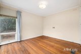https://images.listonce.com.au/custom/160x/listings/13-meryl-street-doncaster-east-vic-3109/271/01929271_img_07.jpg?L0UR-9JZ7hg