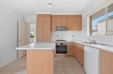 https://images.listonce.com.au/custom/160x/listings/13-milan-street-doncaster-east-vic-3109/704/01921704_img_02.jpg?oSMqONvhwY8