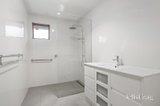 https://images.listonce.com.au/custom/160x/listings/13-milton-crescent-mulgrave-vic-3170/694/01820694_img_05.jpg?7-vuOl26Bgw