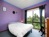 https://images.listonce.com.au/custom/160x/listings/13-miriam-drive-yarra-glen-vic-3775/383/01525383_img_06.jpg?Kt7l1N04DiA