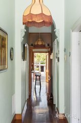 https://images.listonce.com.au/custom/160x/listings/13-moorhouse-street-camberwell-vic-3124/823/01898823_img_09.jpg?wIiMg1YTQ4k