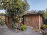 https://images.listonce.com.au/custom/160x/listings/13-mopoke-hill-road-warrandyte-vic-3113/339/01635339_img_01.jpg?qWOCvxfdA9o