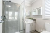 https://images.listonce.com.au/custom/160x/listings/13-moretti-court-marshall-vic-3216/956/01898956_img_07.jpg?DPhGehBgcOA