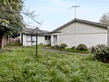 https://images.listonce.com.au/custom/160x/listings/13-morinda-crescent-doncaster-east-vic-3109/926/01501926_img_05.jpg?GWTa0hnSzmA