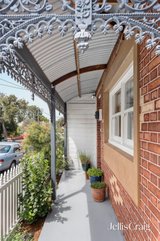 https://images.listonce.com.au/custom/160x/listings/13-nash-street-brunswick-vic-3056/093/01853093_img_02.jpg?Bk1KSsIPJtU