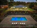 https://images.listonce.com.au/custom/160x/listings/13-oakland-drive-warrandyte-vic-3113/537/01700537_img_16.jpg?4_UUZnwQO6U