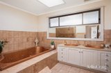 https://images.listonce.com.au/custom/160x/listings/13-oran-court-doncaster-east-vic-3109/358/01911358_img_07.jpg?p-MX4vCO6E0