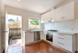 https://images.listonce.com.au/custom/160x/listings/13-page-st-albert-park-vic-3206/250/01984250_img_06.jpg?9gU5RlGc9Uk