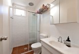 https://images.listonce.com.au/custom/160x/listings/13-page-st-albert-park-vic-3206/250/01984250_img_08.jpg?goVSWMzc6TM
