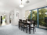 https://images.listonce.com.au/custom/160x/listings/13-park-square-port-melbourne-vic-3207/889/01087889_img_05.jpg?frZLEr0SH58