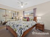 https://images.listonce.com.au/custom/160x/listings/13-pascoe-court-mooroolbark-vic-3138/670/01525670_img_08.jpg?zZePdnPAKG8