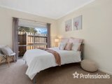 https://images.listonce.com.au/custom/160x/listings/13-pascoe-court-mooroolbark-vic-3138/670/01525670_img_09.jpg?Jv_f34Bubow