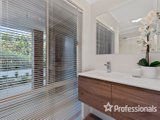 https://images.listonce.com.au/custom/160x/listings/13-pascoe-court-mooroolbark-vic-3138/670/01525670_img_13.jpg?fAdK-YiDNHw