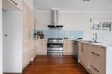 https://images.listonce.com.au/custom/160x/listings/13-pascoe-street-glen-iris-vic-3146/654/01737654_img_05.jpg?izWNtnJ2nuw
