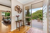 https://images.listonce.com.au/custom/160x/listings/13-patricia-way-woodend-vic-3442/047/01898047_img_06.jpg?teNwY36yFdU