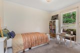 https://images.listonce.com.au/custom/160x/listings/13-patricia-way-woodend-vic-3442/047/01898047_img_14.jpg?p329wUlgg5c