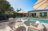 https://images.listonce.com.au/custom/160x/listings/13-phillipa-street-blairgowrie-vic-3942/857/01983857_img_06.jpg?vD1W31N1FQU