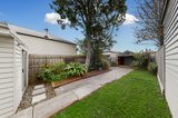 https://images.listonce.com.au/custom/160x/listings/13-pine-st-hawthorn-vic-3122/005/01950005_img_11.jpg?Xtm53QCg9Z8