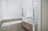 https://images.listonce.com.au/custom/160x/listings/13-point-boulevard-point-lonsdale-vic-3225/114/01881114_img_06.jpg?JT8T97d5ZNc