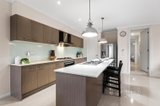 https://images.listonce.com.au/custom/160x/listings/13-rahnston-court-vermont-vic-3133/883/01284883_img_04.jpg?1fVs9XZnPW0