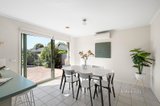 https://images.listonce.com.au/custom/160x/listings/13-ramble-crescent-croydon-vic-3136/521/01609521_img_05.jpg?Mdtc2EToqYA