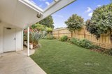 https://images.listonce.com.au/custom/160x/listings/13-rhodes-drive-glen-waverley-vic-3150/017/01125017_img_10.jpg?pYttD_C3oV8