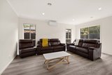https://images.listonce.com.au/custom/160x/listings/13-riverside-place-brown-hill-vic-3350/302/01943302_img_07.jpg?NSOZecPRTyQ