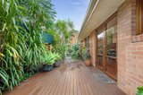 https://images.listonce.com.au/custom/160x/listings/13-rob-roy-street-glen-waverley-vic-3150/310/01056310_img_07.jpg?lhqP2zGJxIg