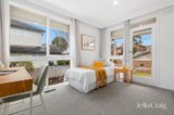 https://images.listonce.com.au/custom/160x/listings/13-roland-street-mount-waverley-vic-3149/802/01951802_img_13.jpg?kZgIlv7O39w