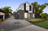 https://images.listonce.com.au/custom/160x/listings/13-ross-road-croydon-vic-3136/617/01986617_img_06.jpg?GYKBHJfLGnM