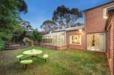 https://images.listonce.com.au/custom/160x/listings/13-ryrie-court-montmorency-vic-3094/542/01142542_img_10.jpg?rI98e_PfaVQ