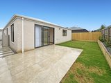 https://images.listonce.com.au/custom/160x/listings/13-salento-street-mount-duneed-vic-3217/595/01974595_img_07.jpg?aqJ83fWIroE