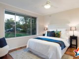 https://images.listonce.com.au/custom/160x/listings/13-saxon-drive-mooroolbark-vic-3138/896/01524896_img_07.jpg?gylY4HfvIKw