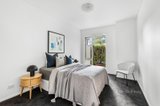 https://images.listonce.com.au/custom/160x/listings/13-seisman-place-port-melbourne-vic-3207/828/01230828_img_07.jpg?-GTlYPZsjXA