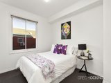 https://images.listonce.com.au/custom/160x/listings/13-serong-street-kensington-vic-3031/926/01087926_img_10.jpg?F-W2zdlDzmQ