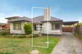 https://images.listonce.com.au/custom/160x/listings/13-shanahan-crescent-mckinnon-vic-3204/152/00721152_img_01.jpg?z58ITzBEROw