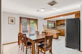 https://images.listonce.com.au/custom/160x/listings/13-sheehan-court-castlemaine-vic-3450/979/01846979_img_05.jpg?vzV0fKLYZ-c